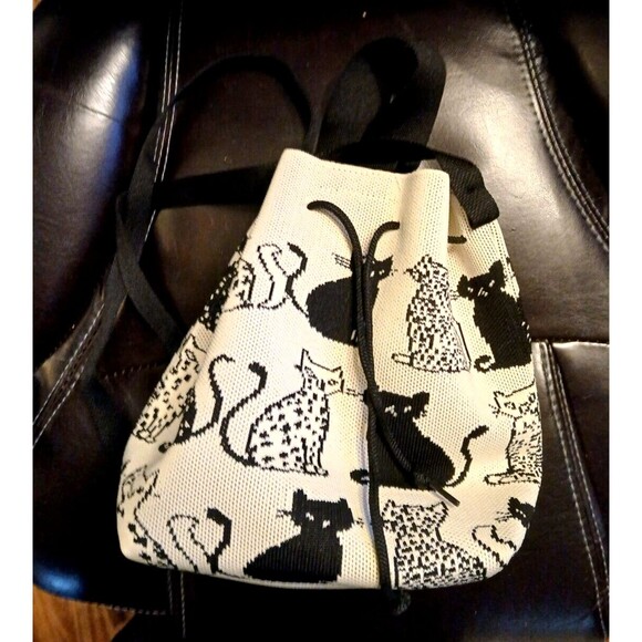 Black White Cat Bucket Bag Shoulder Crossbody Knit Drawstring - Picture 2 of 11